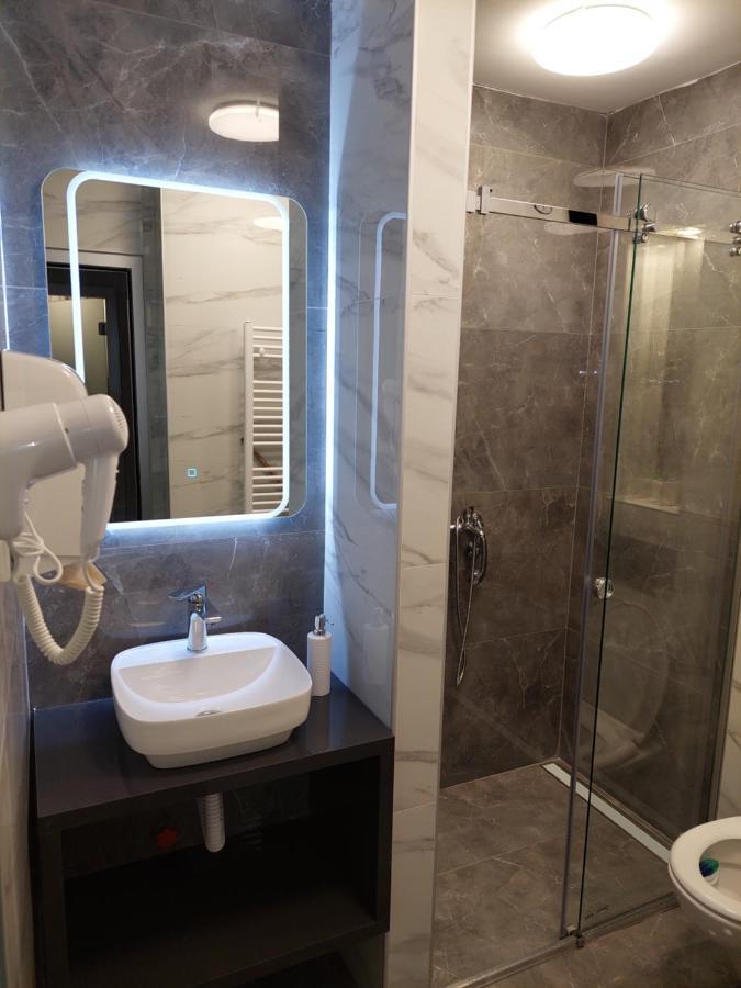 Spa Apartman Grand Nis Exterior photo